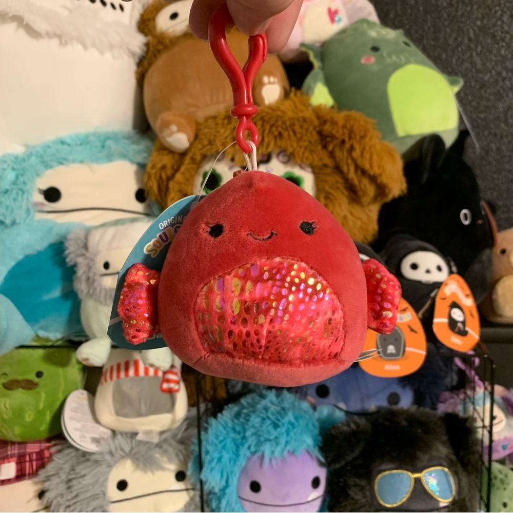 Squishmallows 3” Barella The Beta Fish Clip